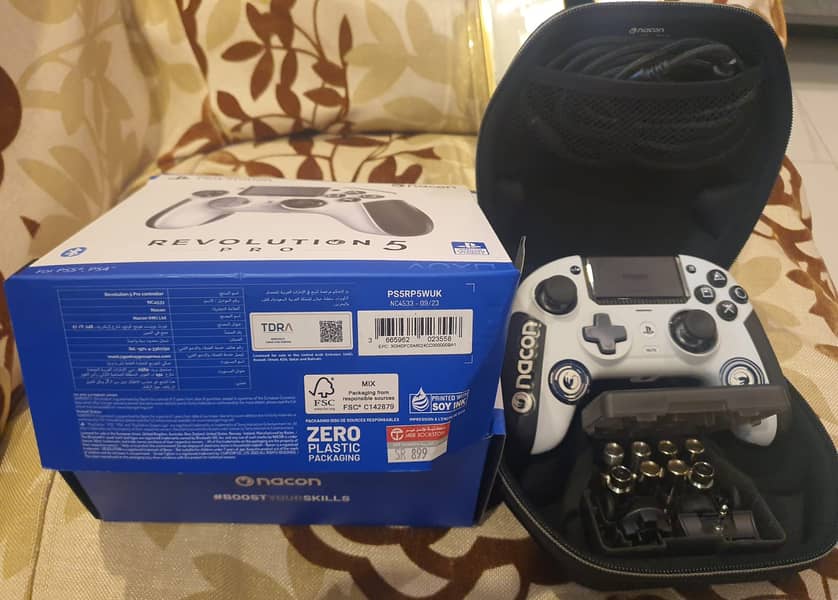 Nacon Revolution 5 Pro Controller 2