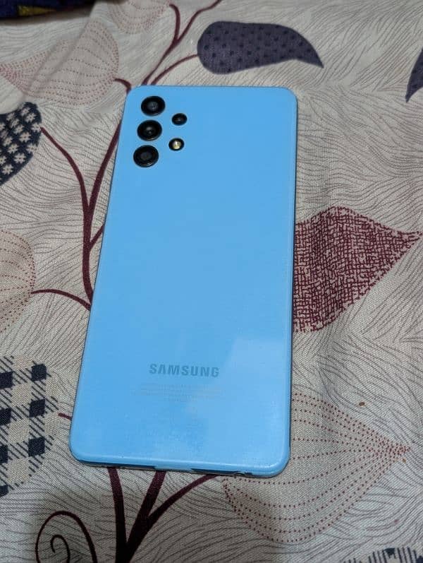 Samsung A32 6/128 with original Box and Charger 0