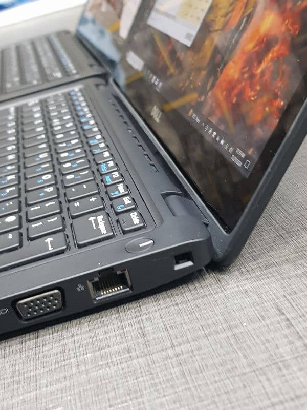 Dell Latitude 5280 ( Touch ) 7