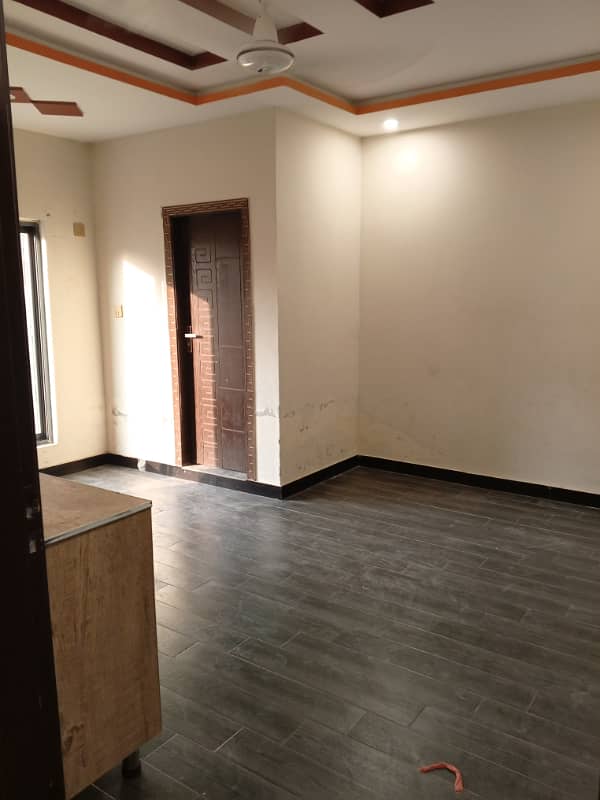 Ghouri town flat Availabile for rent 2