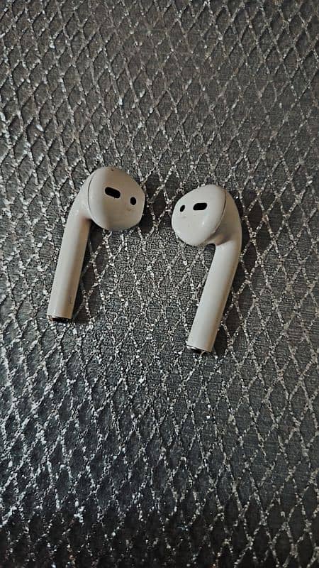 Deal: Iphone6 32GB JV 2months sim time remaining+apple airpods 1stgen 11