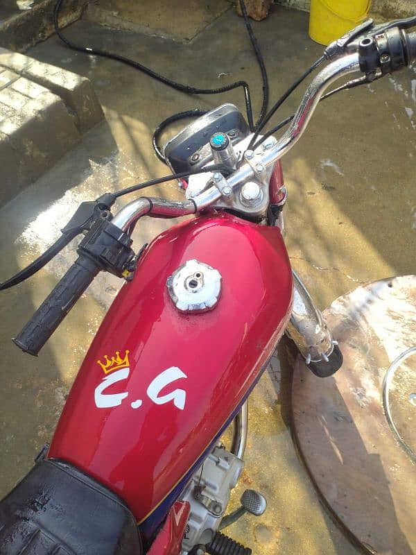 Honda CG 25 6