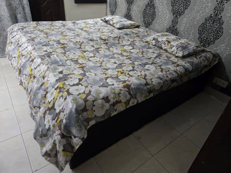 King Size Dauble Bed 1