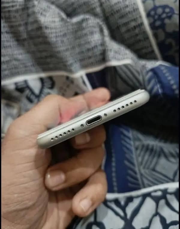 iPhone 8 non pta 3