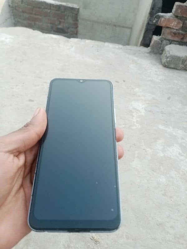 vivo v20 4.64 me he box nai he charger Mel jay urgent sale 3