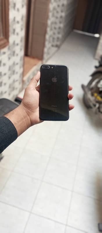 iphone 8+ official pta approved 1