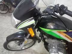 VIP BIKE HN , 5 GHAIR HN , DISC BREAK HN , MODEL 2012, HYDERABAD NO HN