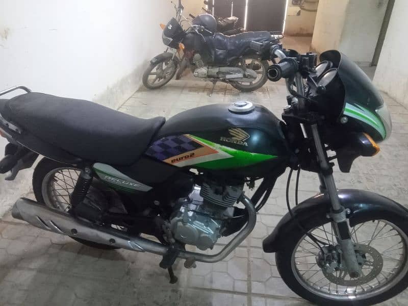 VIP BIKE HN , 5 GHAIR HN , DISC BREAK HN , MODEL 2012, HYDERABAD NO HN 2