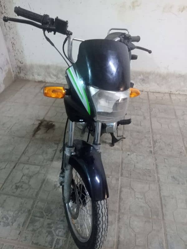 VIP BIKE HN , 5 GHAIR HN , DISC BREAK HN , MODEL 2012, HYDERABAD NO HN 6