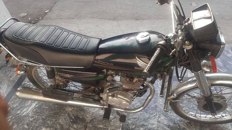 Honda 125 2013 model in very good condition 3