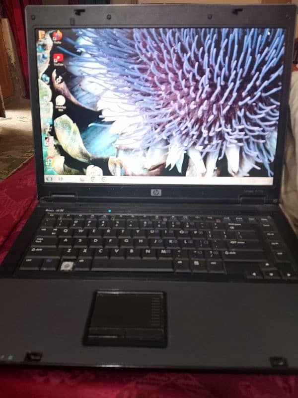 hp laptop core 2 dou cpu 2 gb 80gb 64 bit operating system 0