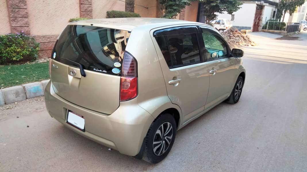 TOYOTA PASSO Automatic Model 2008 Registered 2013 Golden color. 6