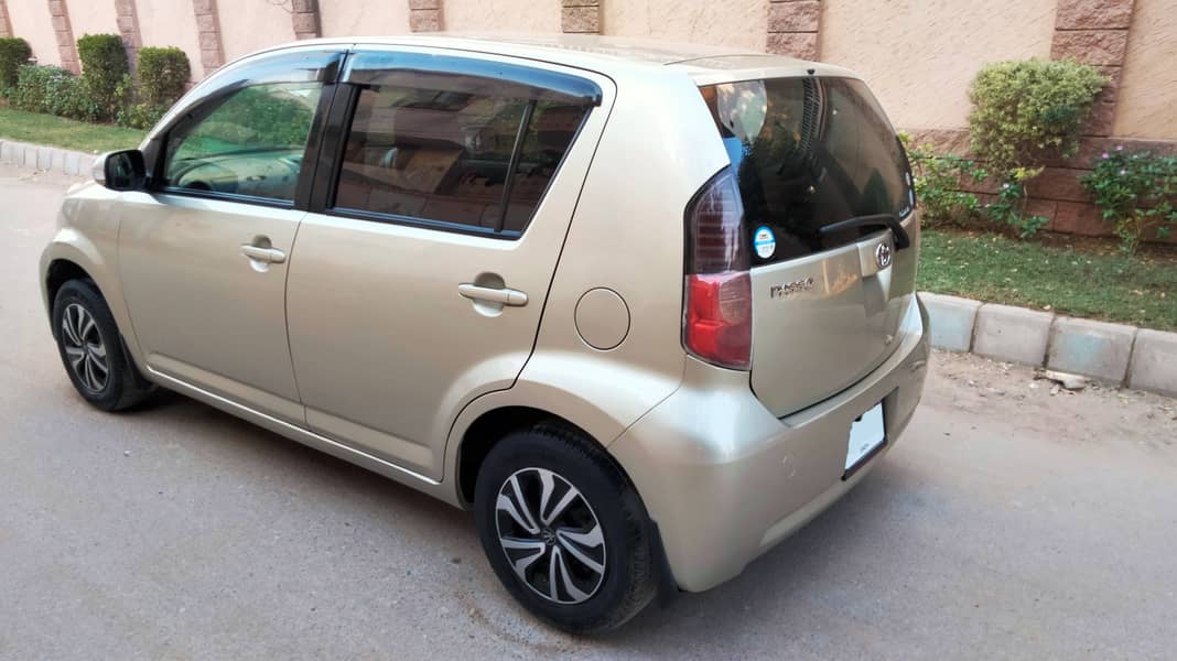 TOYOTA PASSO Automatic Model 2008 Registered 2013 Golden color. 7