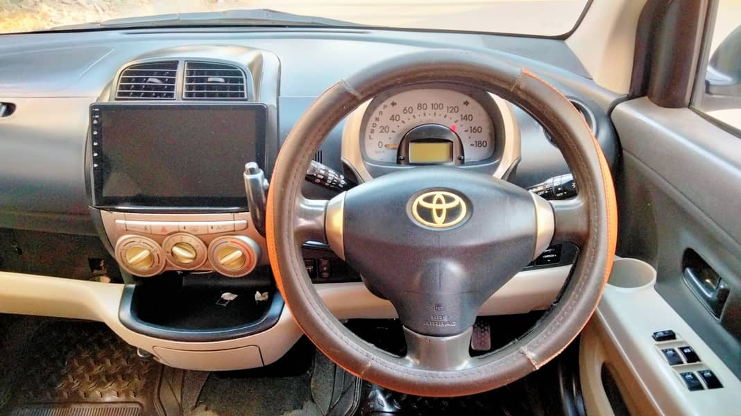 TOYOTA PASSO Automatic Model 2008 Registered 2013 Golden color. 9