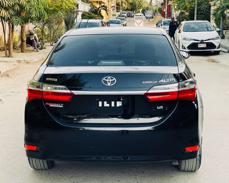 Toyota Corolla Altis 2019 3