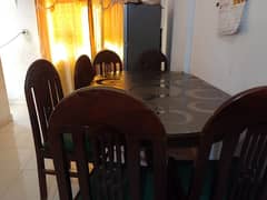 Dining table + 6 chairs