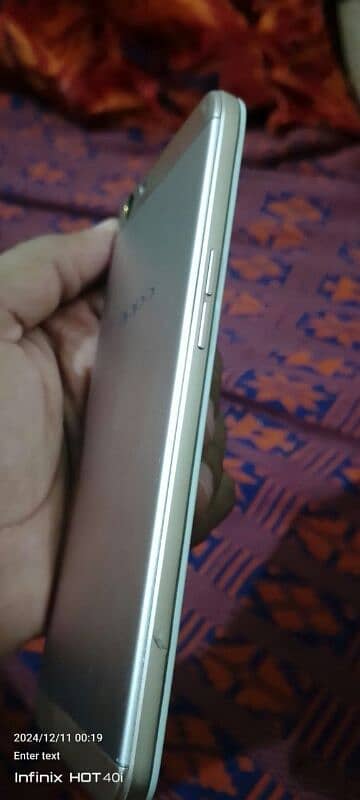 Oppo F1s 4/64,  Oppo mobile minimum price 3