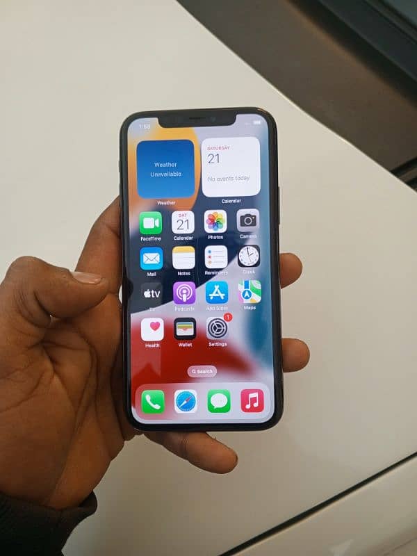 PTA approved iphone 11 pro 10