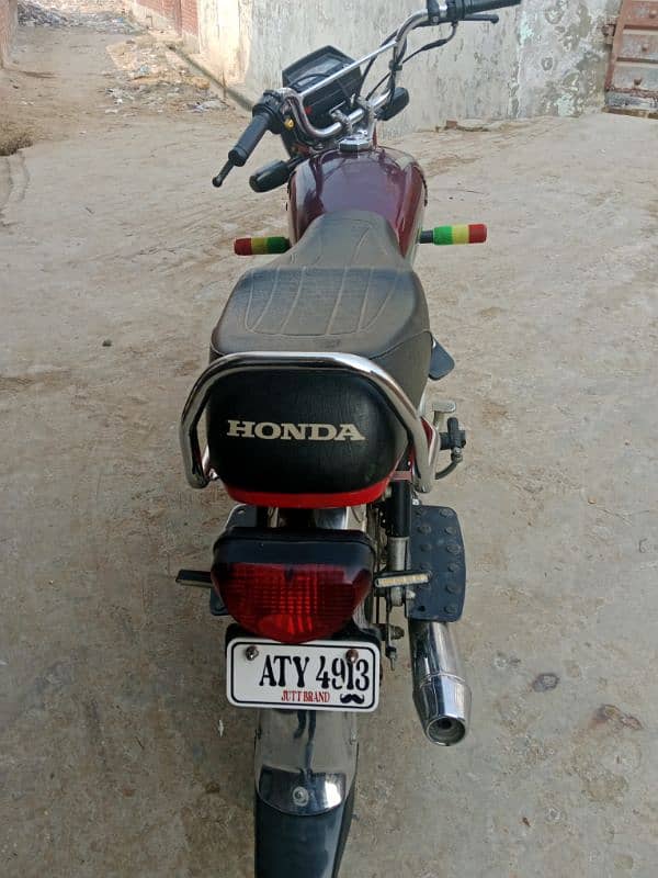 70 CD Honda 2024 Model in Red colour 2