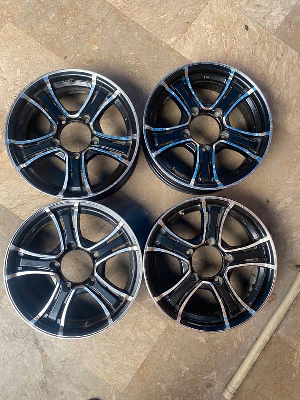 alloy rims wheels black and chrome 1