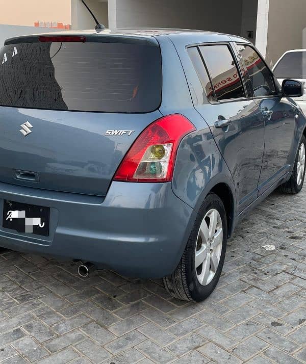 Suzuki Swift 2010 4