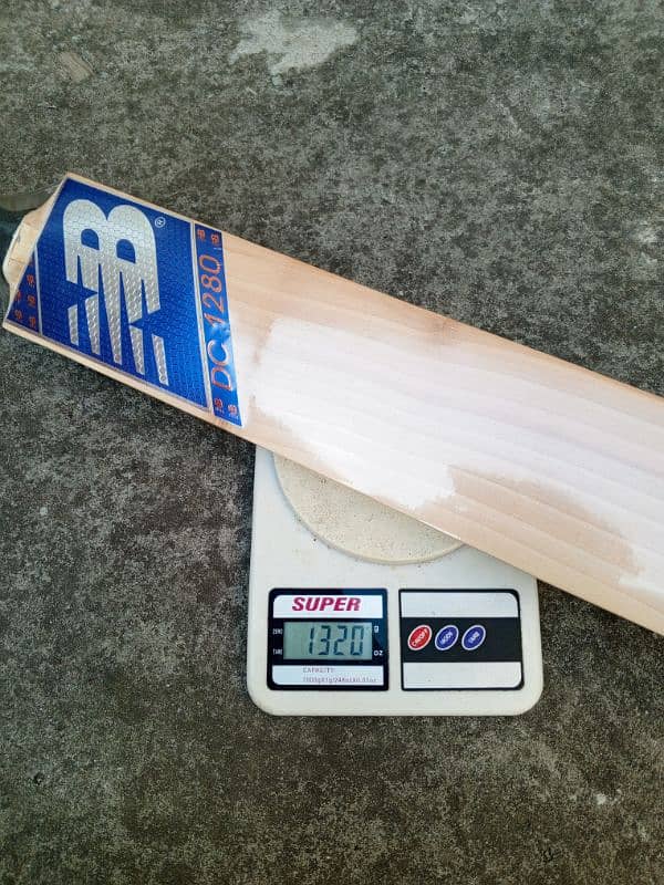 English Willow Cricket Bat 8