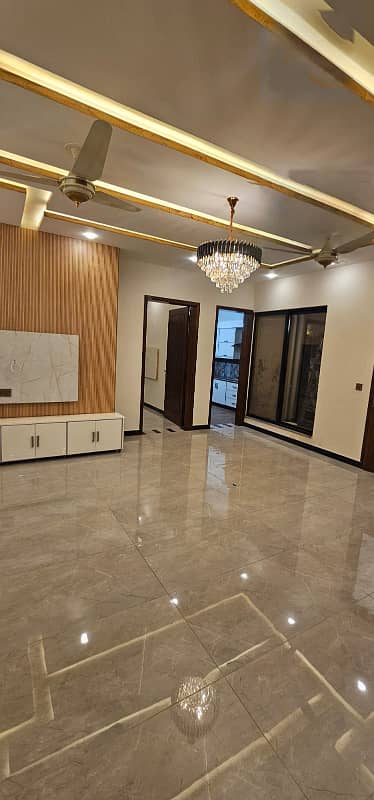 7 Marla Affordable Luxury House in Lake City Lahore 5