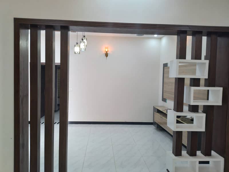 1 kanal upper portion for rent brand new 0