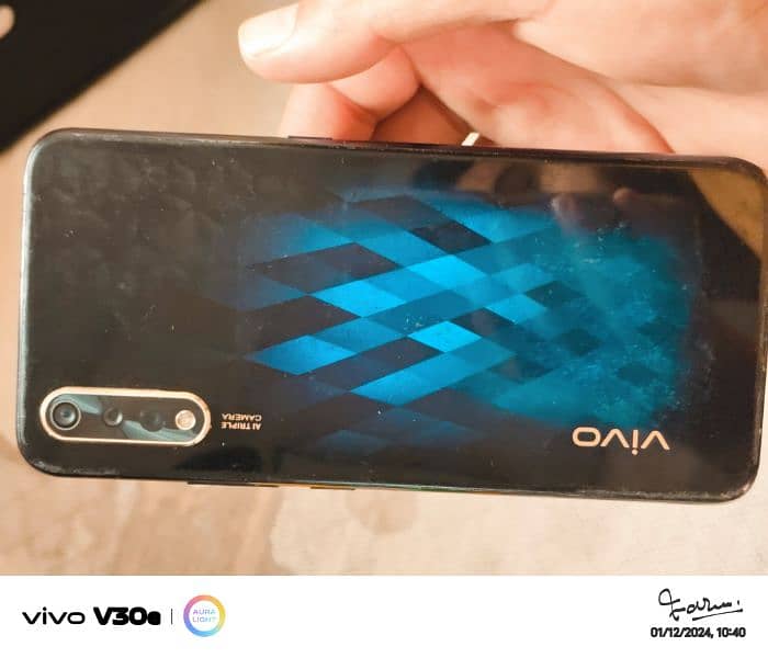 vivo s1 in good condition without scratches final price  25000 2