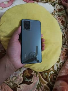 vivo y33s in good condition