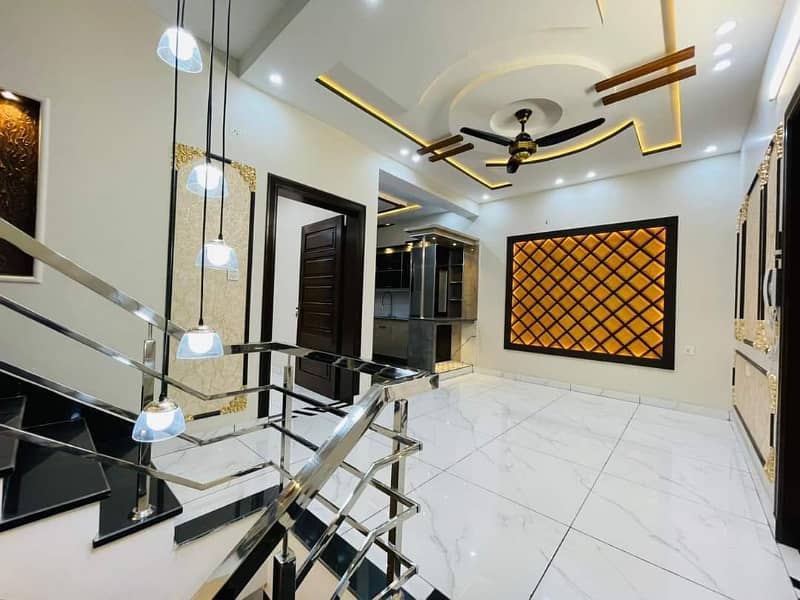 3 Years Installment Plan Luxury House For Sale Located In Park View City Lahore 8