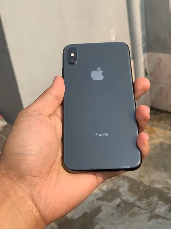 iPhone Xs Max 256GB PTA Approved 2