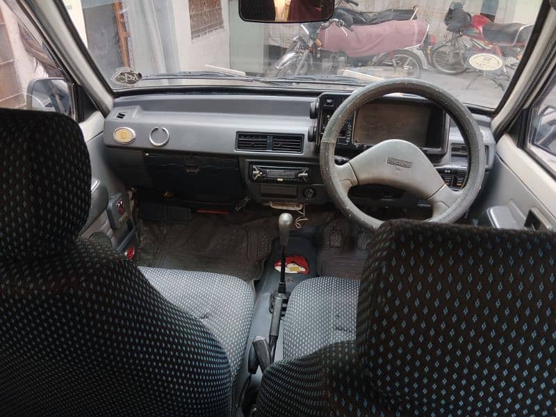 Suzuki Mehran VXR 2016 12