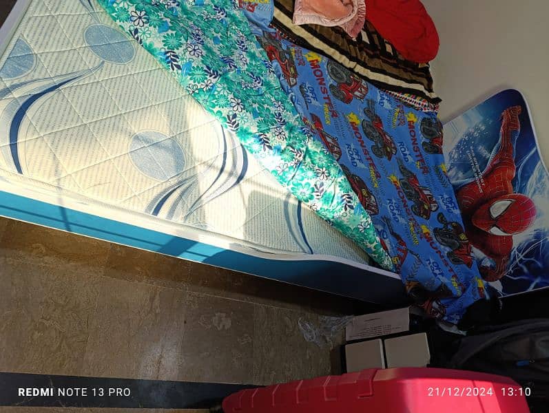 Assalamu alaikum baby bed with master for sale 3