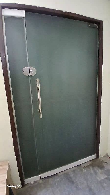 Office mirror door with lock machine 1