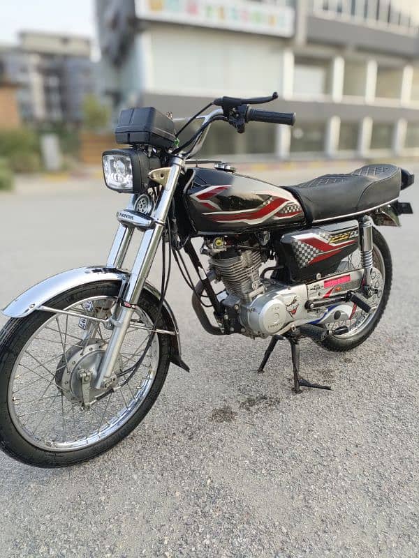 125 Honda 3