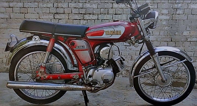 YAMAHA 1982 GENUINE 1