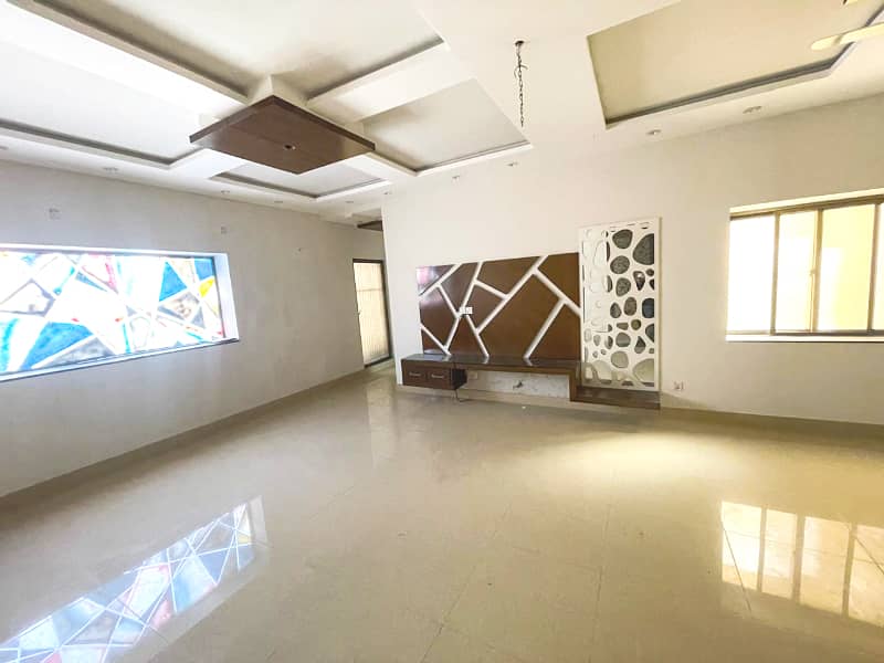 2 Kanal (5500 Sft) House for Rent with Wide Car Parking 11