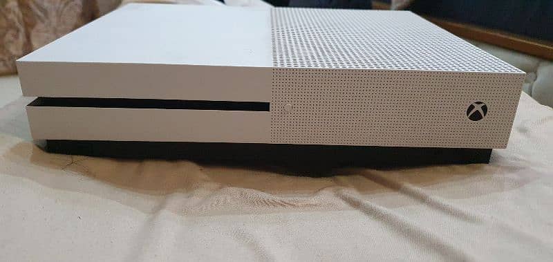 Xbox one s 2