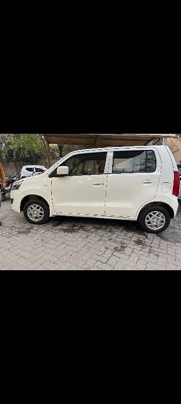 Suzuki Wagon R 2022 3