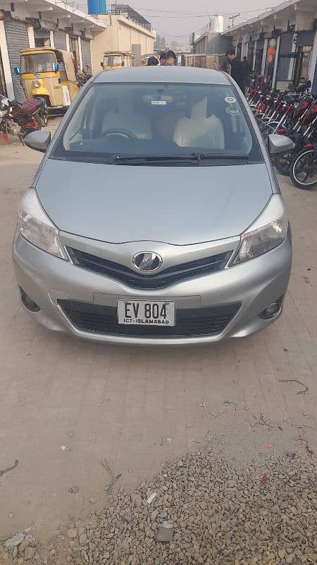 Toyota Vitz 2011 reg 2014 17