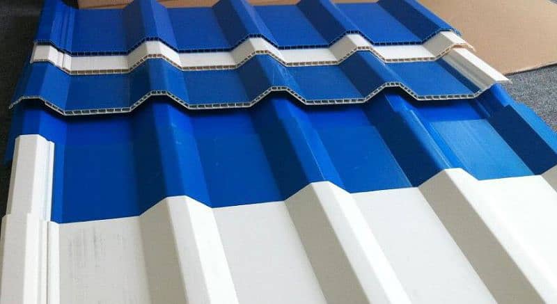 PVC roof sheets / PU Corrugated Roofs Sandwich Panels 1