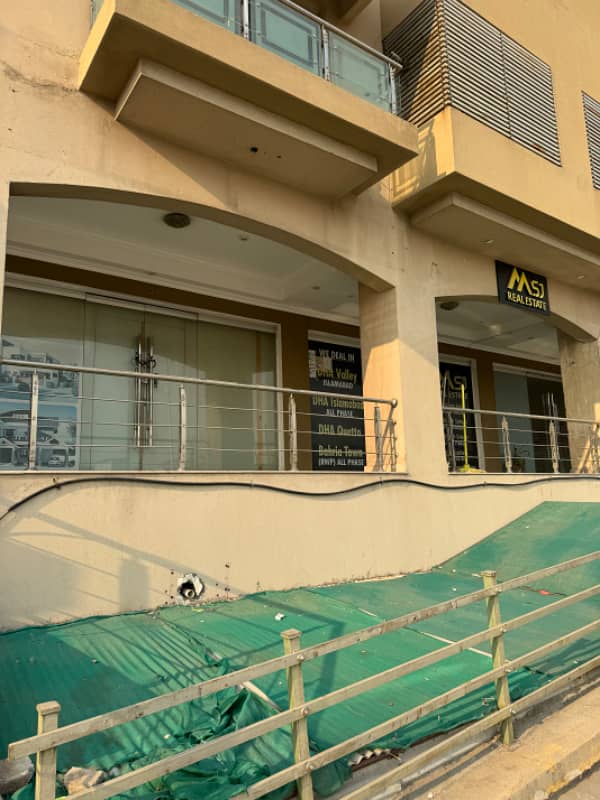 300 sqft Shop Ground floor Bussinessbay Dha 1 Islamabad 2