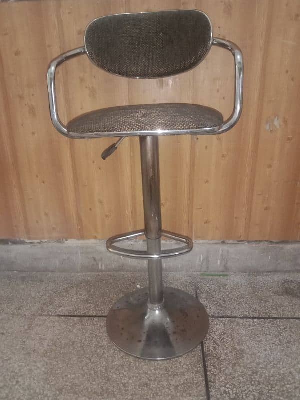 swing chair for urgent sale 1