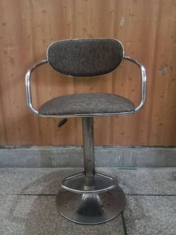 swing chair for urgent sale 2