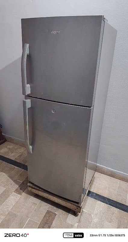 Haier HRF-246 Refrigenator For Sale 0