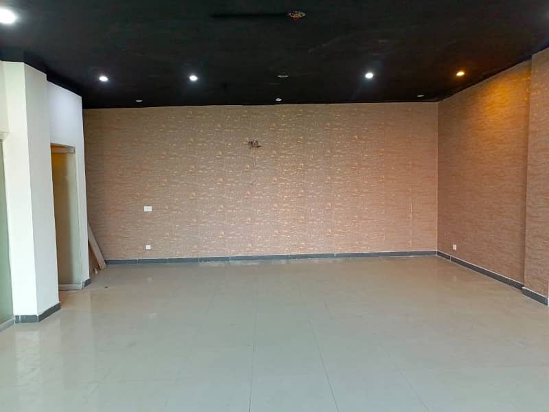 4 Marla 3rd Floor Office With Elevator For Rent In DHA Phase 5,Block CCA, Lahore. 2