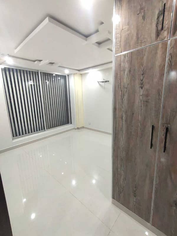 Luxury Studio Non Furnished Apartment Available For Rent In Bahria Town Lahore 3