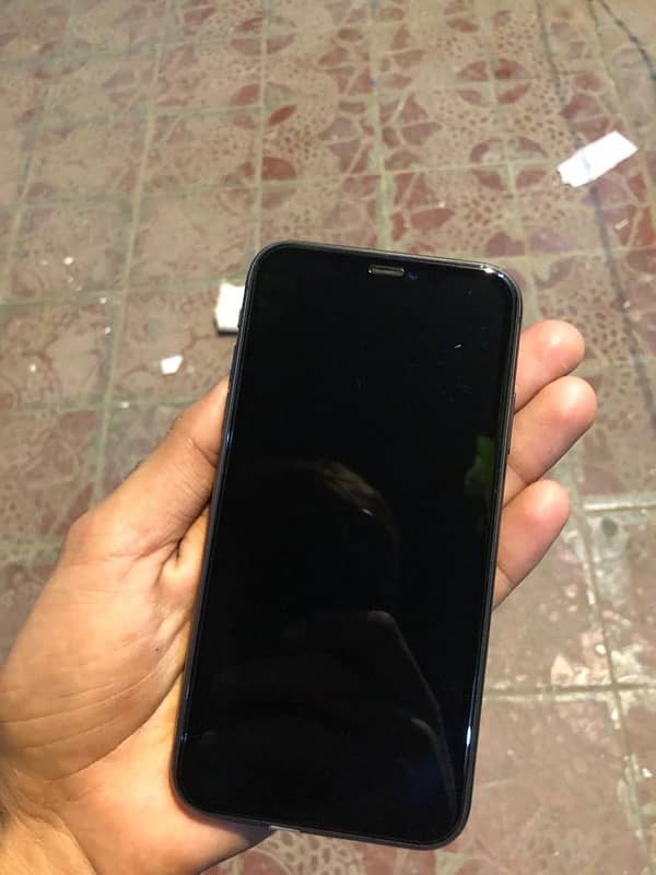 iphone 11 64 gb 4