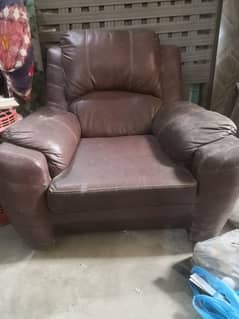 Sofas Urgent Sell